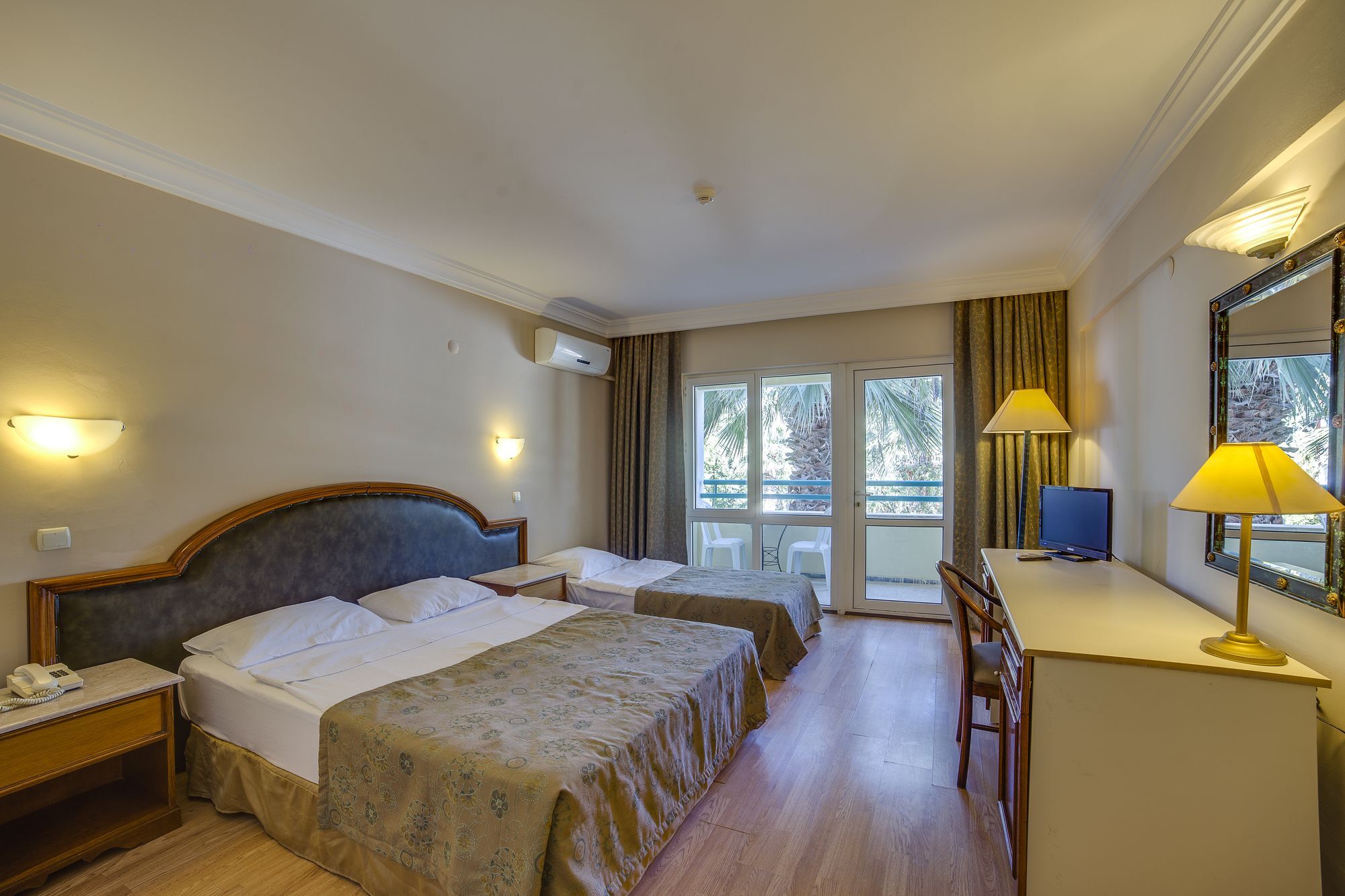 La Santa Maria Hotel Kusadası Exteriér fotografie